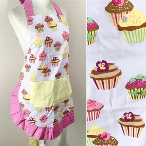 FLIRTY APRONS Novelty Cupcake Print Apron Ruffle Pockets Baker Pastry Chef Pink